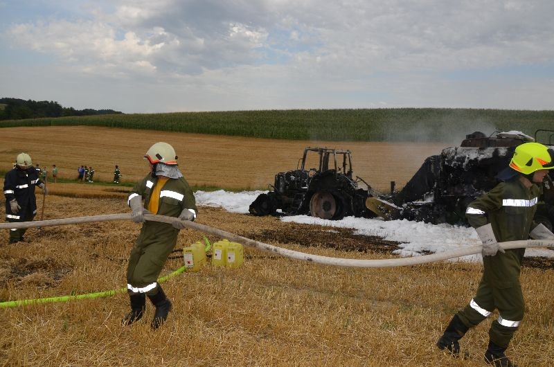 20130804_Brand Traktor_Schulleredt (19).jpg